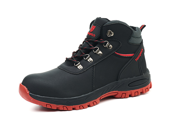 Outdoor hiking style